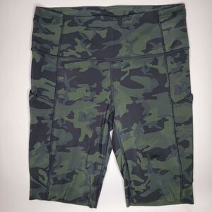 Lululemon Fast And Free Short 10" *Non-Reflective Size 8